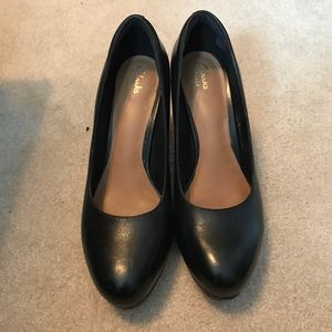 Clarks Heel Sz 9.5